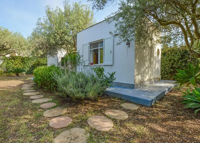 Casa vacanze Beautiful In With Wifi Cinisi